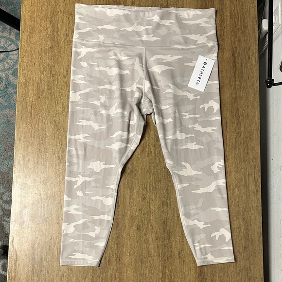 Athleta nwt elation camo 7 taupe light grey tan high rise stretchy 7/8 leggings - Picture 2 of 8
